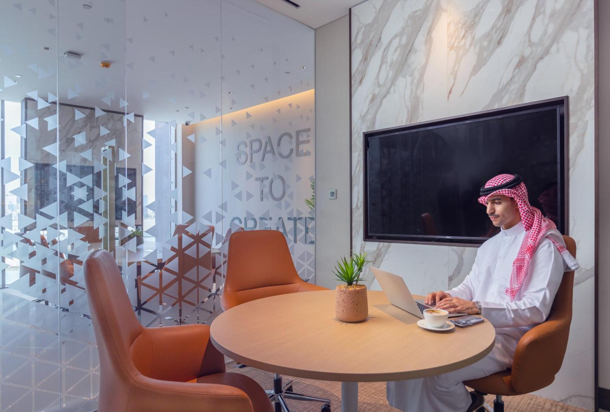 Hotel Onyx Rotana Manama Exterior foto A meeting room at the airport