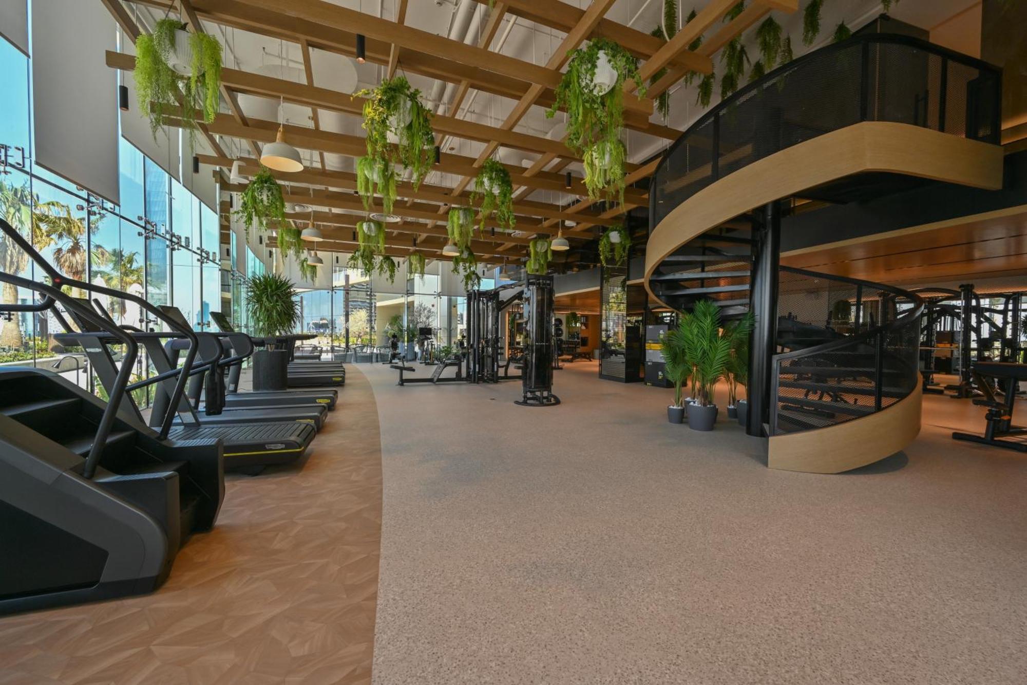 Hotel Onyx Rotana Manama Exterior foto The gym at the 1018