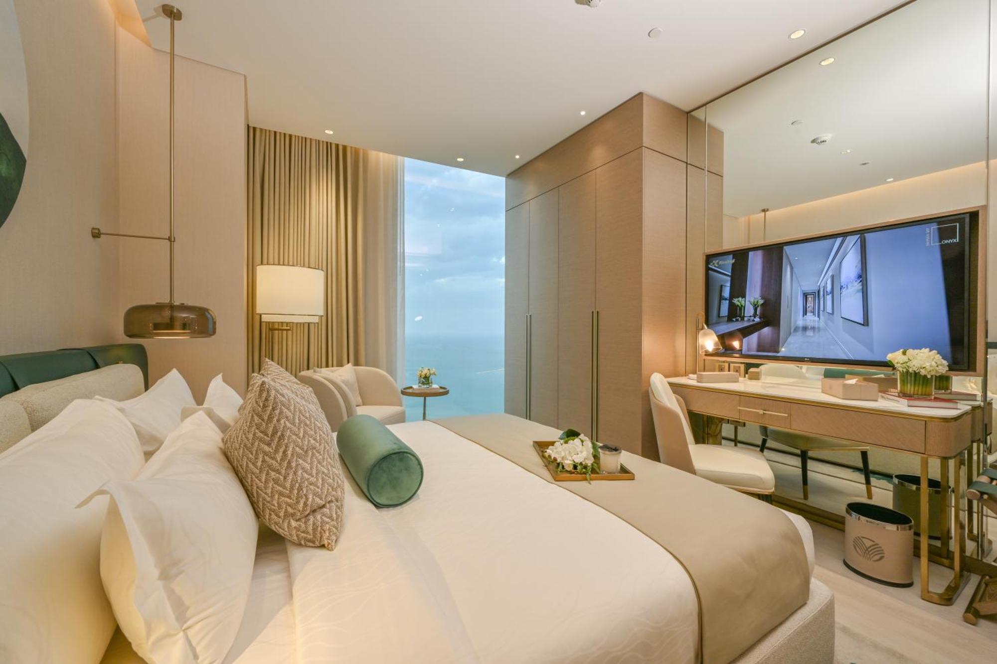 Hotel Onyx Rotana Manama Exterior foto A bedroom at the Ritz-Carlton, DIFC